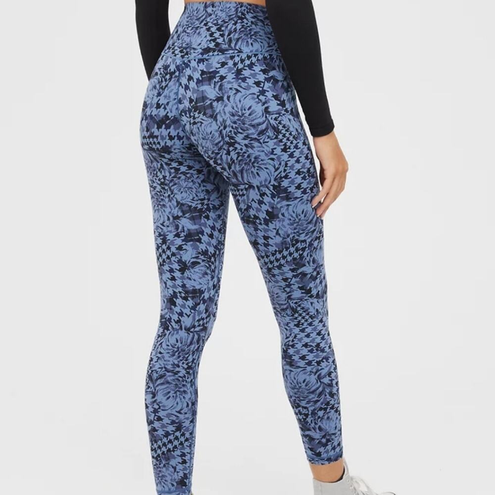 NWT Aerie Offline Real Me Xtra High Waisted 7/8 Legging - Blue Floral - Small - Picture 2 of 13